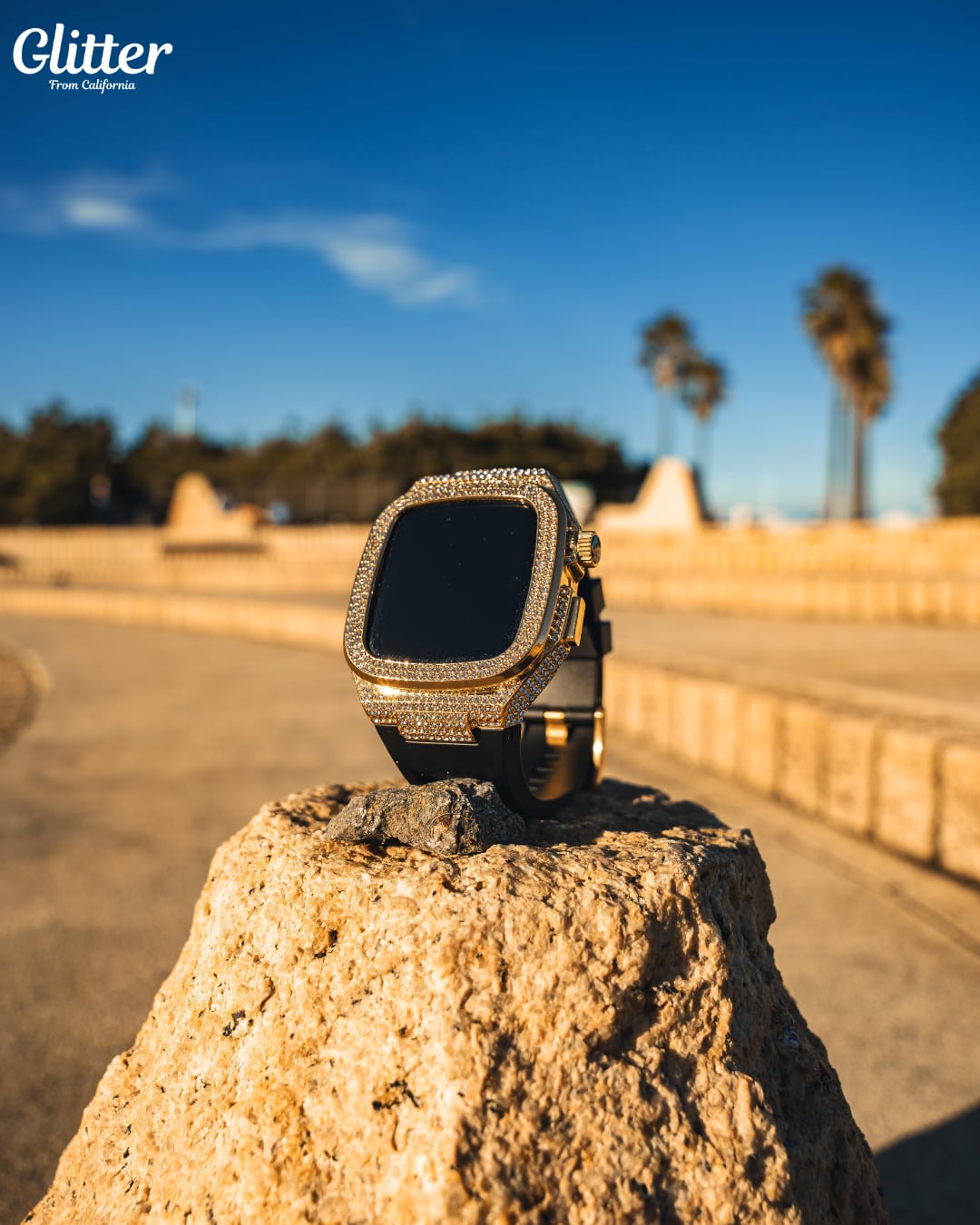 Iced Out Apple Watch Case 【GOLD】