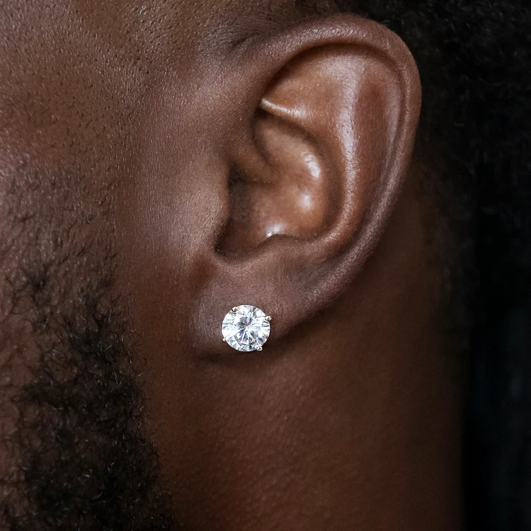 10K Round Cut Stud Earrings 8mm 【Diamond】