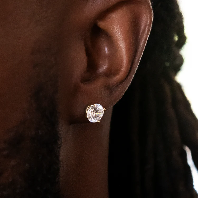 18K Round Cut Stud Earrings 8mm 【Diamond】