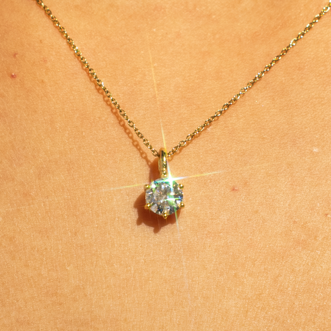 6mm Moissanite Point Necklace【GOLD】