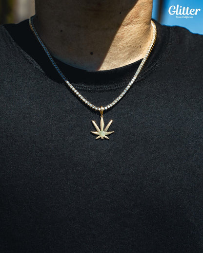 Glitter Weed Pendant 【GOLD / SILVER】