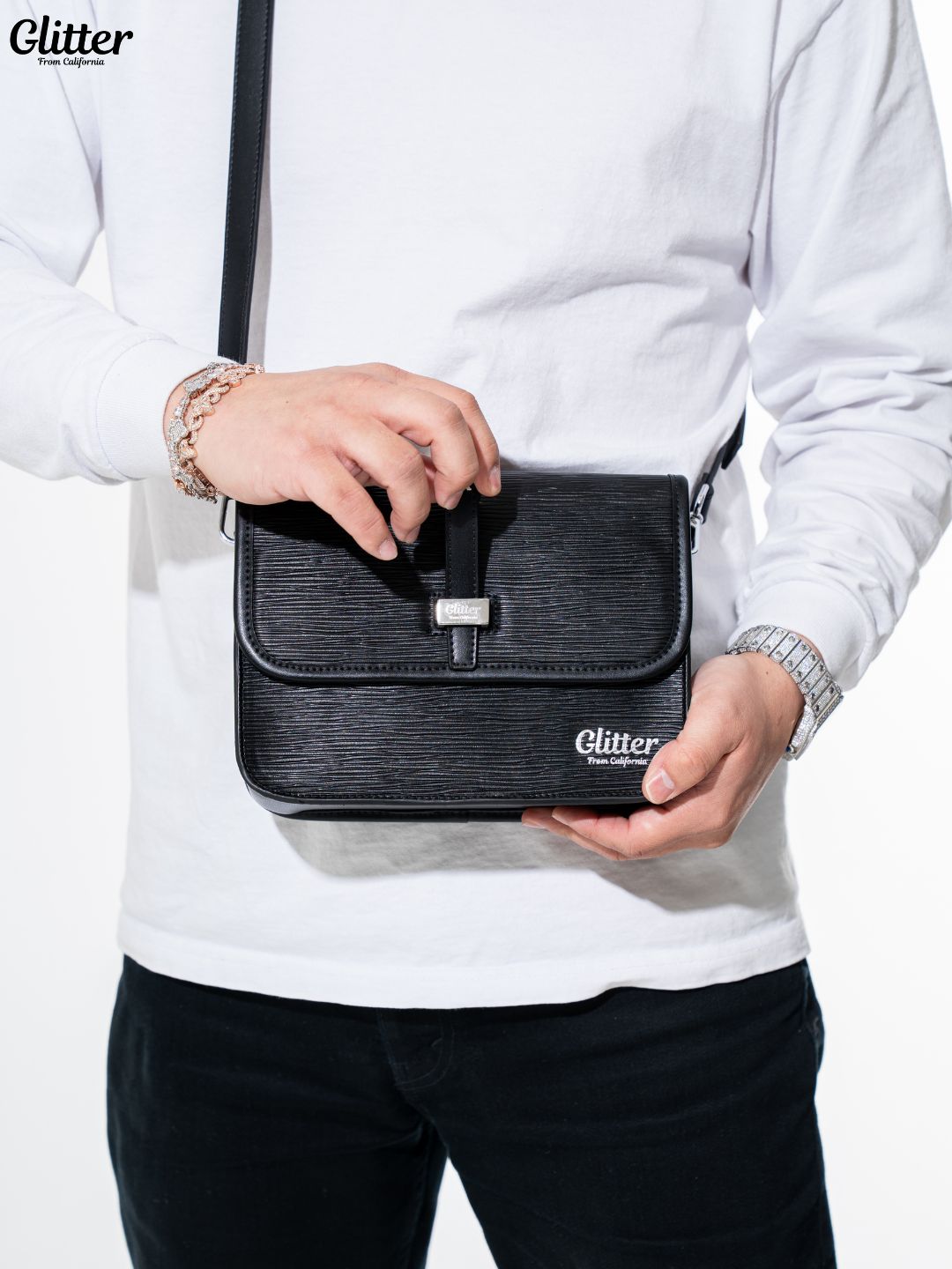 柿*ー様 Glitter Messenger Leather Bag ブラック Glitter Messenger Leather Bag