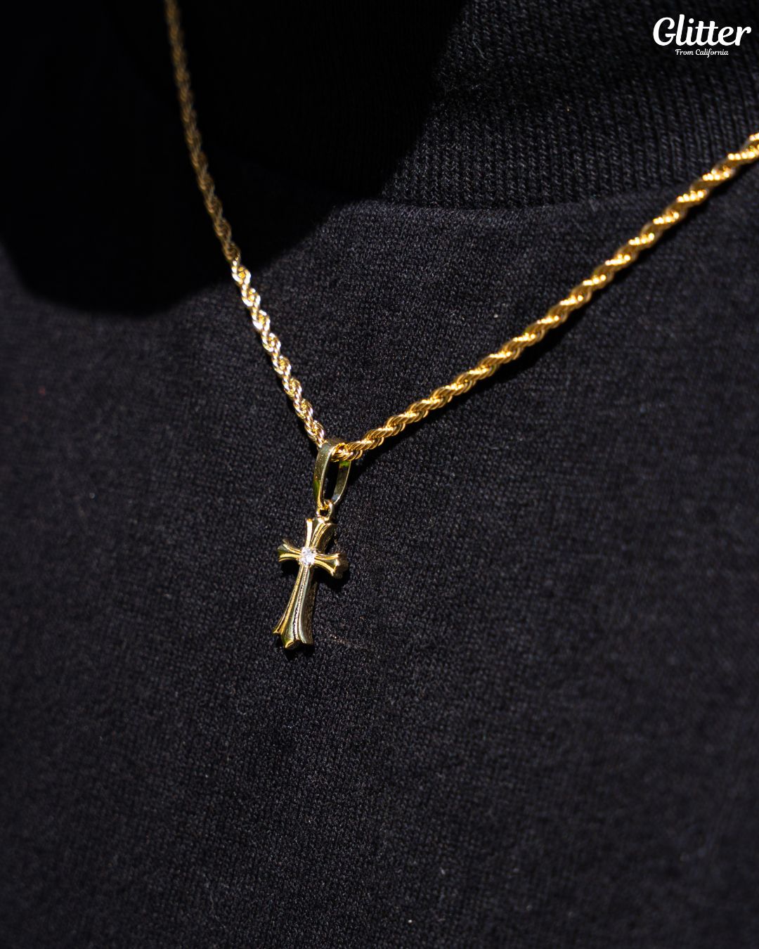 s925 Diamond Solid Cross Pendant – Glitter