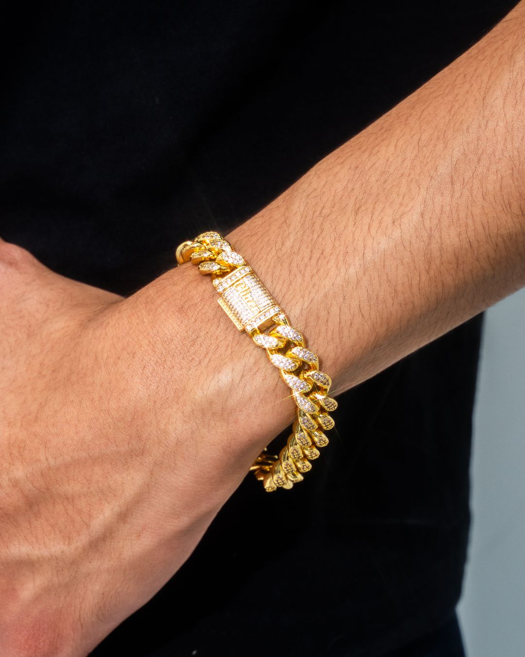 Iced Out Cuban Link Bracelet 【12mm / GOLD】
