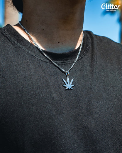 s925 Glitter Weed Pendant