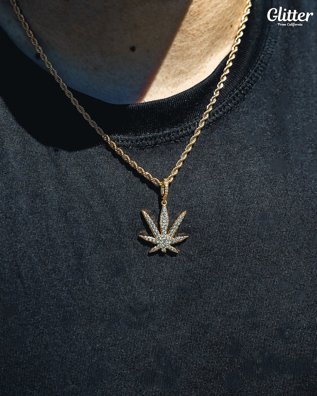 s925 Iced Out Weed Pendant