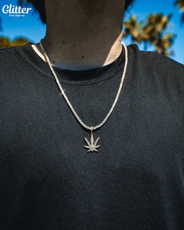 s925 Iced Out Weed Pendant